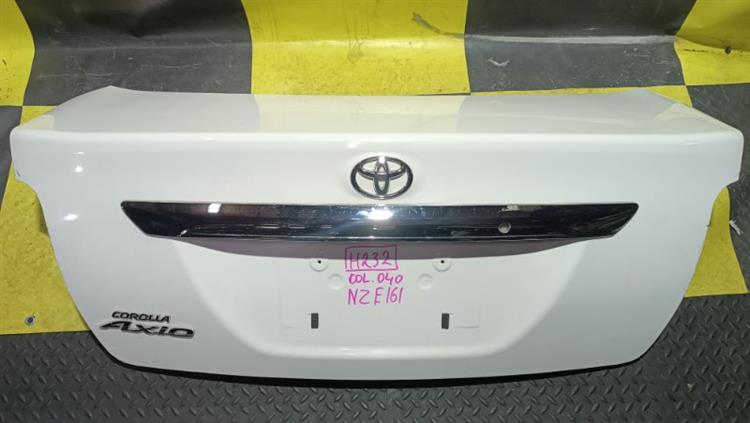 Крышка багажника Тойота Королла Аксио в Кизляре 103985