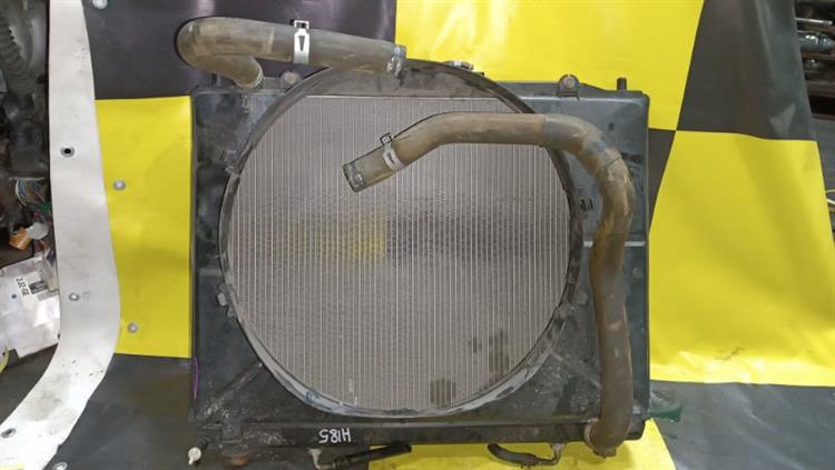Радиатор основной Мицубиси Паджеро в Кизляре 105204