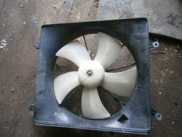 Диффузор радиатора Хонда СРВ в Кизляре 24059