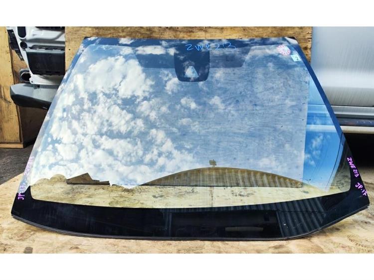 Лобовое стекло Тойота Королла в Кизляре 255796