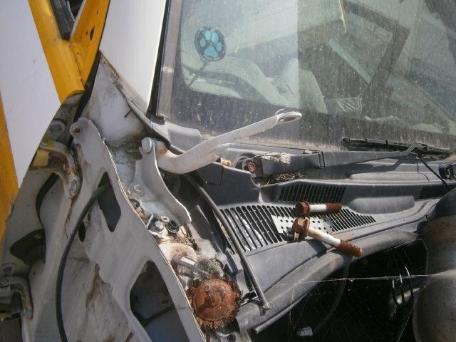 Решетка под лобовое стекло Тойота Хайлюкс Сурф в Кизляре 29486