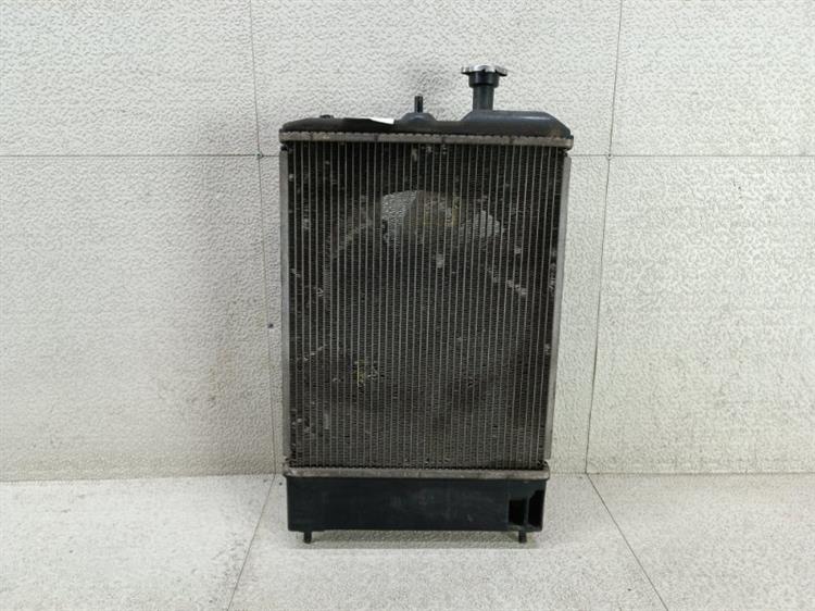 Радиатор основной Мицубиси ЕК в Кизляре 450841