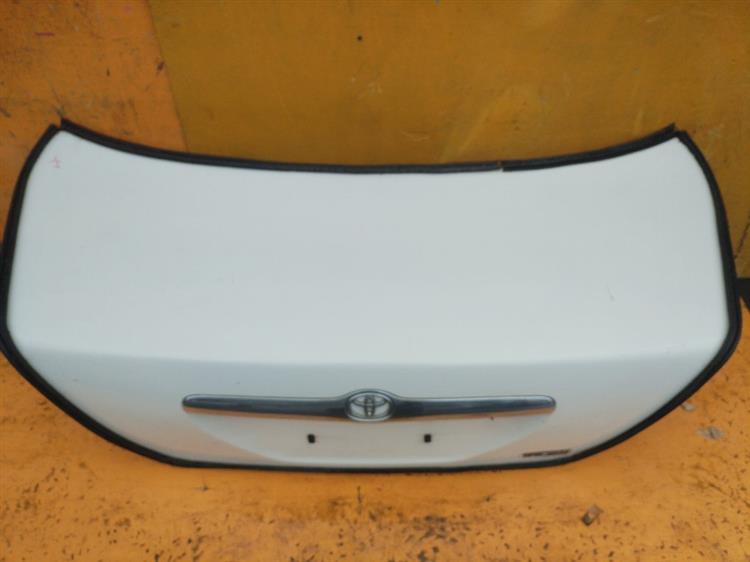 Крышка багажника Тойота Марк 2 в Кизляре 555391