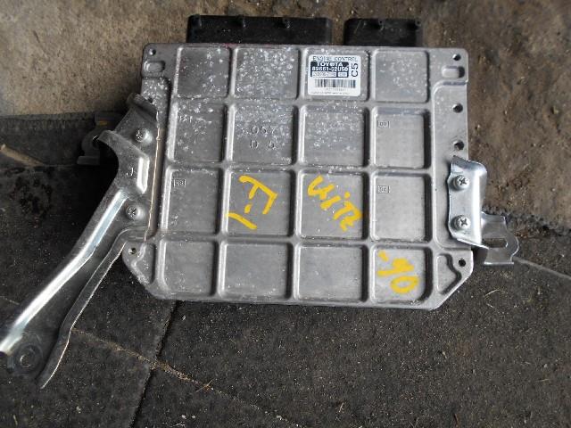 Блок управления ДВС Тойота Витц в Кизляре 695662