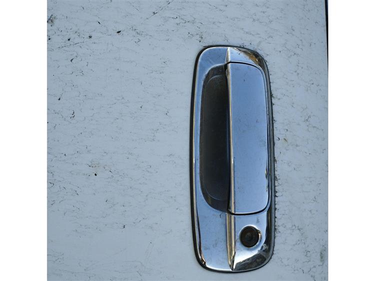Дверь Тойота Краун в Кизляре 94144
